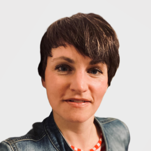 Portraitfoto von Cornelia Tiller